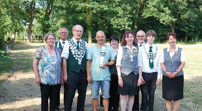 Im Königshaus der Lilienthaler Schützen und Schützinnen ist immer gute Stimmung. Eine tolle Gemeinschaft mit moderne Schießanlage - darauf ist man hier stolz.  Foto: eb