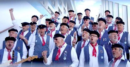 Der Shantychor „De Tampentrekker“, bekannt aus Inas Nacht, gibt am 21. September ein Konzert in der Festhalle Kutenholz. Foto: eb