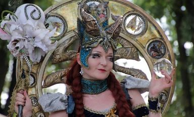 Beatrice Baumann kommt als Walkact nach Kutenholz. Foto: eb