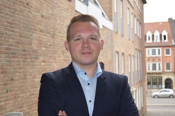 Im September 2015 begann Wladimir Owtscharenko den Bachelor „Business Administration“ an der FOM Hochschule in Bremen.  Foto: FOM
