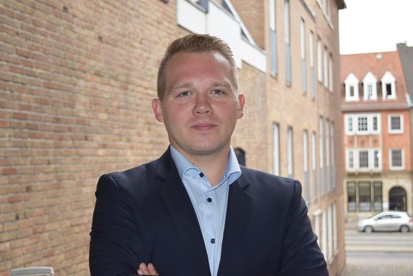 Im September 2015 begann Wladimir Owtscharenko den Bachelor „Business Administration“ an der FOM Hochschule in Bremen.  Foto: FOM