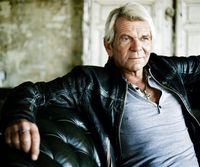 Die beiden Schlagerstars Matthias Reim (Foto: Sven Sindt) und Vanessa Mai (Foto: Sandra Ludewig) werden am 31. August bei der Schlager Arena in Wingst mit ihren Bands ganze Konzerte spielen.