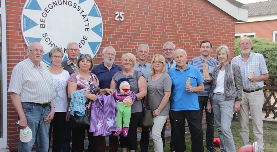 Die Kursleiter in der Begegnungsstätte Schwanewede stellen ihr Programm für die Monate September bis Dezember vor.  Foto: jm