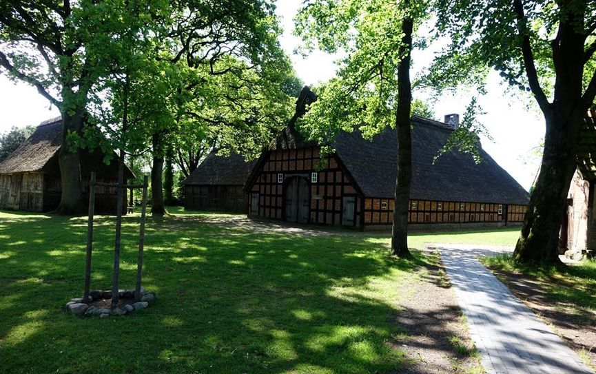 Noch einmal öffnet das Frelsdorfer Heimathaus zum Backfest seine Türen, bevor es in die Wintersaison geht. Foto: khe