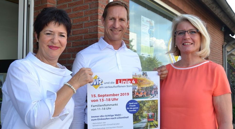 Martina Dammann, Sven Behrens und Anja Dähncke (von links) vom Wirtschaftsinteressenring stellten das Programm zum Herbstfest unter dem Motto „WIR und die Linie 4“ vor.  Foto: ui