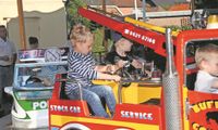 Der Herbstmarkt mit Straßenfest und verkaufsoffenen Sonntag begeistert jedes Jahr nicht nur die Beverstedter. Fotos: Archiv