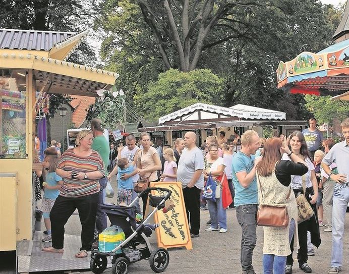 Auf der Bühne wird es an beiden Tagen ein umfangreiches Programm geben, geplant sind Tanz- und Musikvorführungen. Highlight wird in diesem Jahr sicherlich für die Kinder der Auftritt der Original WDR-Maus sein. Foto: Archiv