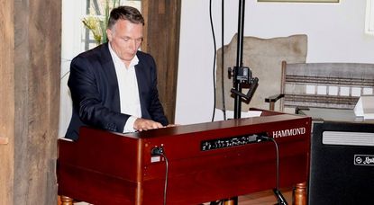 Für die eindrucksvolle musikalische Unterhaltung an dem Abend sorgte Rene Rooimans an der Hammond-Orgel. Foto: aklü