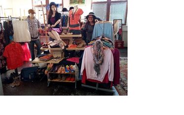 Die Klamottentauschparty „Stoffwechsel“ findet am 28. September im FormiDabel! statt. Foto: eb