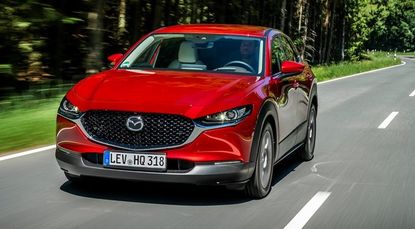 Die offizielle Vorstellung bei den Mazda Händlern ist am 27. und 28. September 2019. Die Benzin-Motorisierungen erfüllen schon jetzt die Abgasnorm Euro 6d. Foto: mazda-press