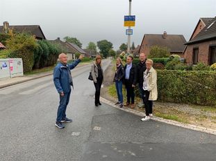 Der Vorsitzende des Bürgerforums Heiner Grotheer, Marie Jordan, Sabrina Haake, Marcus Oberstedt, Stefan Haake, Brunhilde Rühl (v. li.) Foto: eb