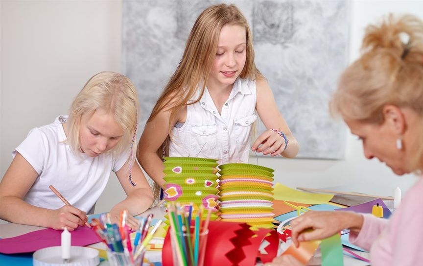Das Christus Centrum Oasis (ev. Freikirche) bietet einen Herbstferienspaß für die ganze Familie. Foto:AdobeStock/Karin&amp;Uwe Annas