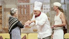 Bäckermeister Heinrich Hinzpeter hält sich für einen Mann mit Charakter - das bringt ihn allerdings mehr als einmal in die Bredouille. Foto: Oliver Fantitsch