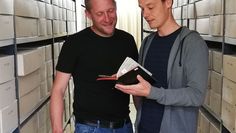 Henning Müller und Sönke Kosicki vom Kreisarchiv Rotenburg (Wümme). Foto: eb