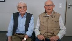 Johann Pape (links) und Johann Dücker sind in der Gedenkstätte Lager Sandbostel zu Gast. Foto: Gedenkstätte Lager Sandbostel