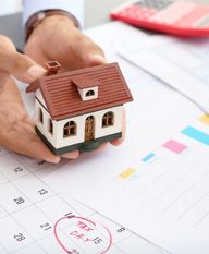 Handwerkerleistungen sind steuerlich anzuerkennen, sofern sie zeitlich unmittelbar mit einem Neubau zusammenhängen. 
 Foto: adobestock/New Africa