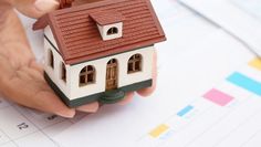 Handwerkerleistungen sind steuerlich anzuerkennen, sofern sie zeitlich unmittelbar mit einem Neubau zusammenhängen. 
 Foto: adobestock/New Africa