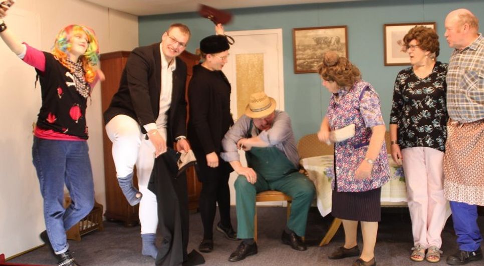 Wenn Männer etwas aushecken und Frauen davon Wind bekommen, dann sind Turbulenzen vorprogrammiert.  Foto: im