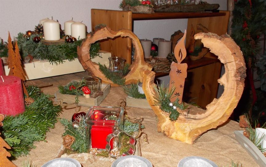 Auf dem Basar in der Schützenhalle und beim „Zauberhaften Advent“ gibt es viel zu entdecken. Foto: eb