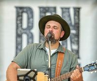 Ben Moske (l.) und Du Herr Lampio werden ihre „Songs for Bluebird“ vorstellen. Fotos: eb