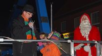 Ein Highlight des Hamberger Weihnachtsmarktes ist die Verlosung. Während des Marktes können noch viele Lose und ja vielleicht auch einer der tollen Gewinne ergattert werden.  Fotos: Archiv