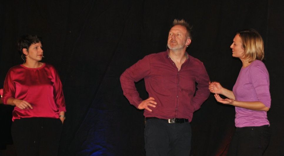 Instant Impro - Comedy vom Feinsten mit vollem Körpereinsatz. Foto: uml