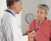Patienten mit einer bekannten Herz-Kreislauf-Erkrankung sollten unbedingt zur jährlichen Grippeimpfung gehen. 
 Foto: djd/Sanofi/rocketclips - stock.adobe.com