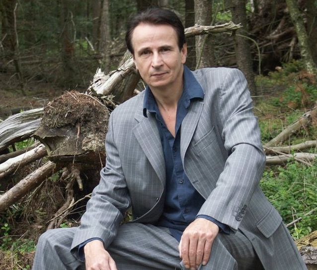 Als Gründungsmitglied der Cosmos Factory ist Oliver Peuker seit 1999 an allen Produktionen desTheaters maßgeblich als Regisseur und meist auch als Schauspieler beteiligt. Foto: eb