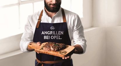 Der Opel Grandland X Plugin-Hybrid kommt pünktlich zum Angrillen am 18. Januar bei den Händlern an. Foto: Opel Automobile GmbH