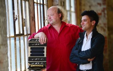 Einen eigenwilligen und facettenreichen Tango bietet das Duo Tango Amoratado. Foto: eb