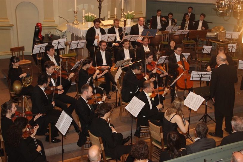 Ein erster Höhepunkt im Bremervörder Veranstaltungskalender war das Neujahrskonzert mit der Jungen Philharmonie Köln. Über zweieinhalb Stunden boten sie einen Hochgenuss. Foto: im