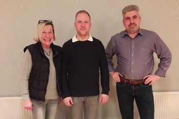 Von links: Die landjährige Vorsitzende Brigitte Matthes, der neue zweite Vorsitzende Bert Becker und der neue erste Vorsitzende Norman Heise. Foto: eb