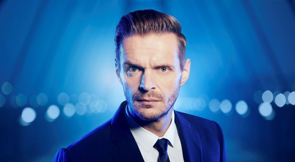 Florian Schroeder kommt mit seinem Programm „Ausnahmezustand“ ins Stadeum.  Foto: Frank Eidel