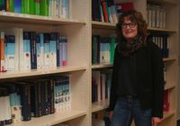 Pflegeschulleiterin Anke Ritsch freut sich, möglichst vielen Besuchern ihre Pflegeschule am neuen Standort vorstellen zu können.