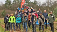 Gemeinsam erkundeten Politiker und Touristiker den Nordpfad Hölzerbruch-Malse und ließen sich von der schönheit der Natur verzaubern. Foto: TouROW