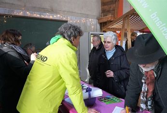 Insgesamt 44 Proben untersuchten die Aktivisten des BUND. 
 Foto: khe