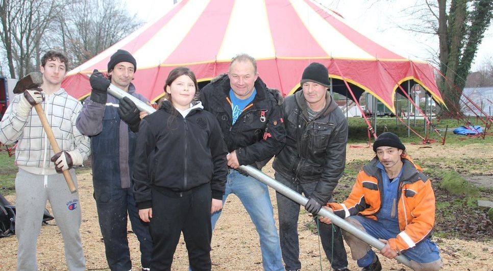 Mit viel Engagement veranstalten Kalli Köllner und sein Team jedes Jahr den Classic Wintercircus. durch das Veranstaltungsverbot ist nun seine Existenz gefährdet. Foto: Archiv