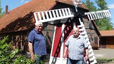 Die Modell-Mühle in Seebergen bekam vom Heimatverein eine Wellness-Kur verpasst und steht nun wieder am Brünings Hof.  Foto: eb
