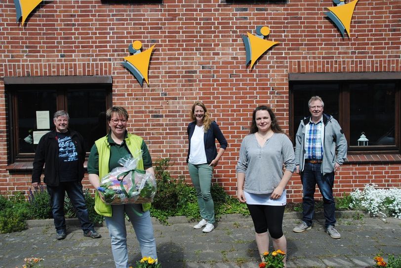 Die Landfrauen aus Gnarrenburg haben die Tafel in ihrem Ort am Laufen gehalten. Foto: eb