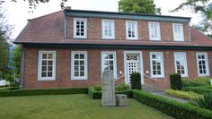 Auch in der Voba-Geschäftsstelle Osterholz werden ab dem 15. Juni am Dienstag, Mittwoch und Freitag wieder alle Dienstleistungen angeboten.  Foto: hc