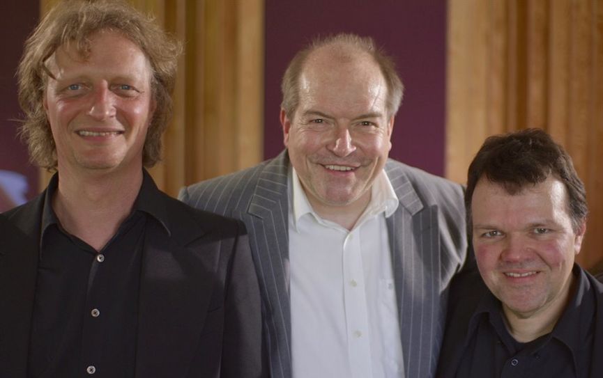 Das Klaus Möckemann Trio freut sich auf ihren Auftritt im Garten am Murkenshof nach der coronabedingten Pause.  Foto: eb
