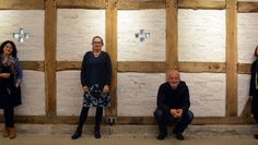 Die Auswahl-Jury in der Bötjer’schen Scheune in Worpswede.  Foto: Worspweder Museumsverbund