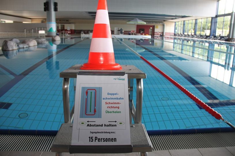 Ab Mittwoch, 1. Juli öffnet das Allwetterbad unter Einschränkungen. Bis zu 72 Badegäste dürfen das Bad für zwei Stunden nutzen, dann ist „Schichtwechsel“.  Foto: eb