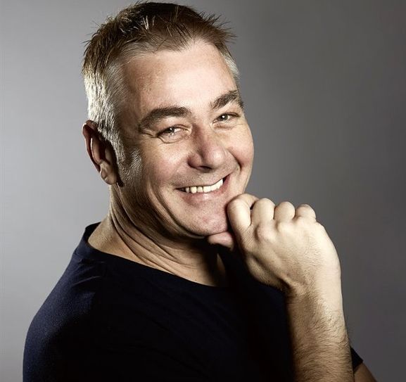 Ingo Oschmann tritt am Samstag, 25. Juli im Rahmen der Veranstaltungsreihe „Sommer auf dem Balkon“ am Hamme Forum auf.  Foto: LUK Photography