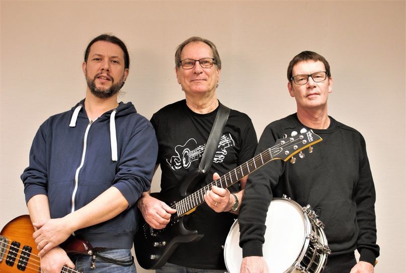 Das Dozententrio freut sich auf den nächsten Musikworkshop am 4. September im Kulturbahnhof Rotenburg.  Foto: eb