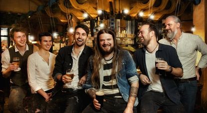 Versengold sind am 5. September im Rahmen der Konzertreihe „Frischluft-Kultur OHZ“ an der Stadthalle zu Gast.  Foto Martin Huch