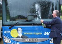 Nun holen einen Worpsweder Künstler*innen nicht mehr bloß metaphorisch, sondern buchstäblich ab und zwar an Bushaltestellen auf der Linie 670.   Fotos: pvio