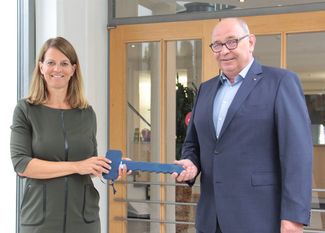 Holger Bartsch übernimmt die Hauptgeschäftsführung von Maike Bielfeldt.  Foto: IHK Stade