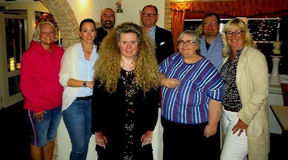 Vorstandsmitglied Andrea Vogelsang (vorne Mitte) setzt - wie ihre Mitstreter*innen - auf eine Bündelung von Kräften Foto: LiLi