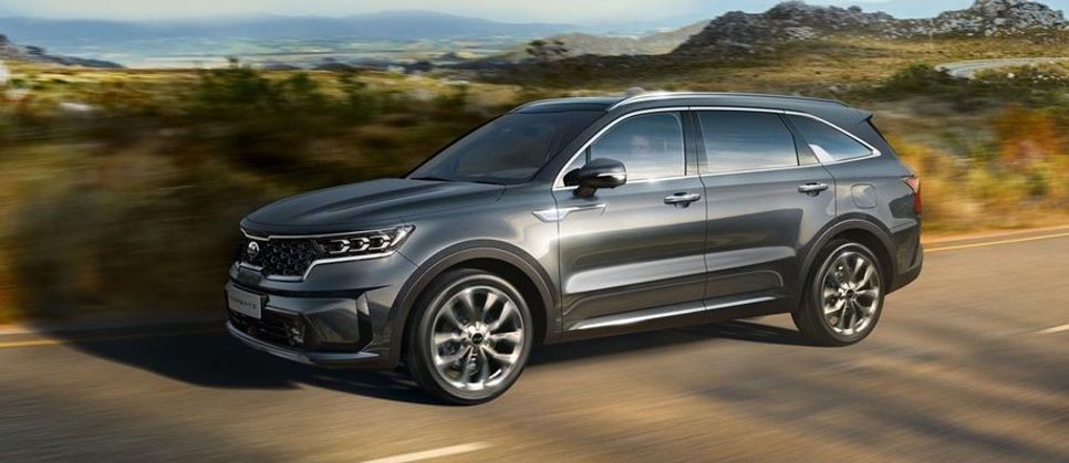 Dynamisches Design, luxuriöses Interieur, bis zu 910 Liter Gepäckraum und zukunftsweisende Assistenzsysteme - das ist die Neuauflage des Kia-Flagschiffs, das am 10. Oktober offiziell eingeführt wird.